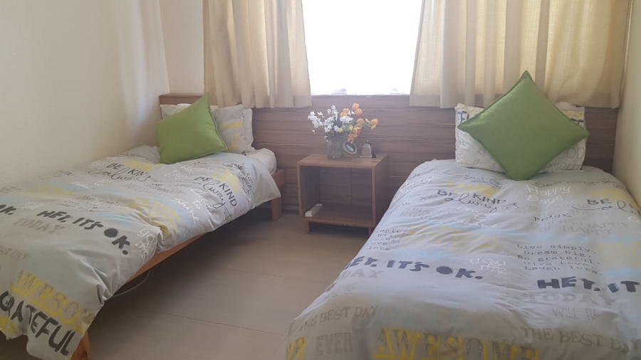 To Let 2 Bedroom Property for Rent in Sea Point Western Cape